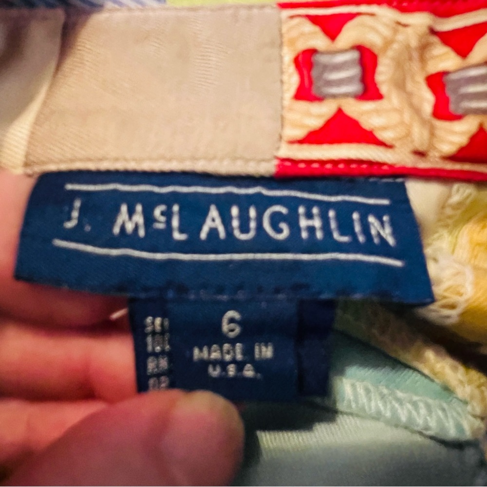 VTG J McGlaughlin Silk Collage Print Blouse Sz 6 - Picture 11 of 12